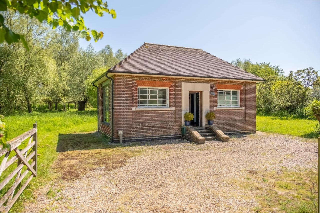 Вилла Ultimate Constable Country Rural Retreat - The Pump House Колчестер Экстерьер фото