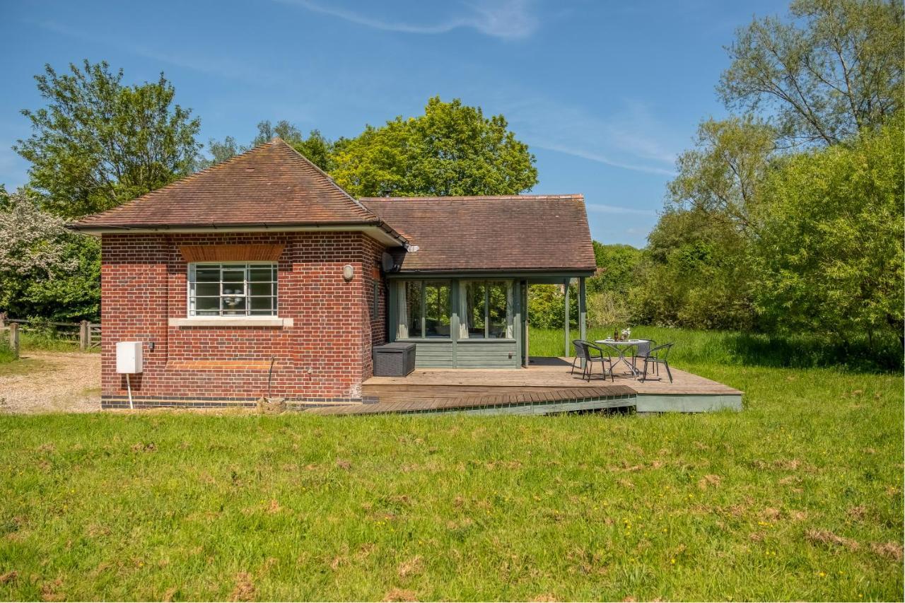Вилла Ultimate Constable Country Rural Retreat - The Pump House Колчестер Экстерьер фото
