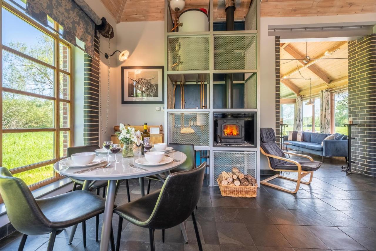 Вилла Ultimate Constable Country Rural Retreat - The Pump House Колчестер Экстерьер фото